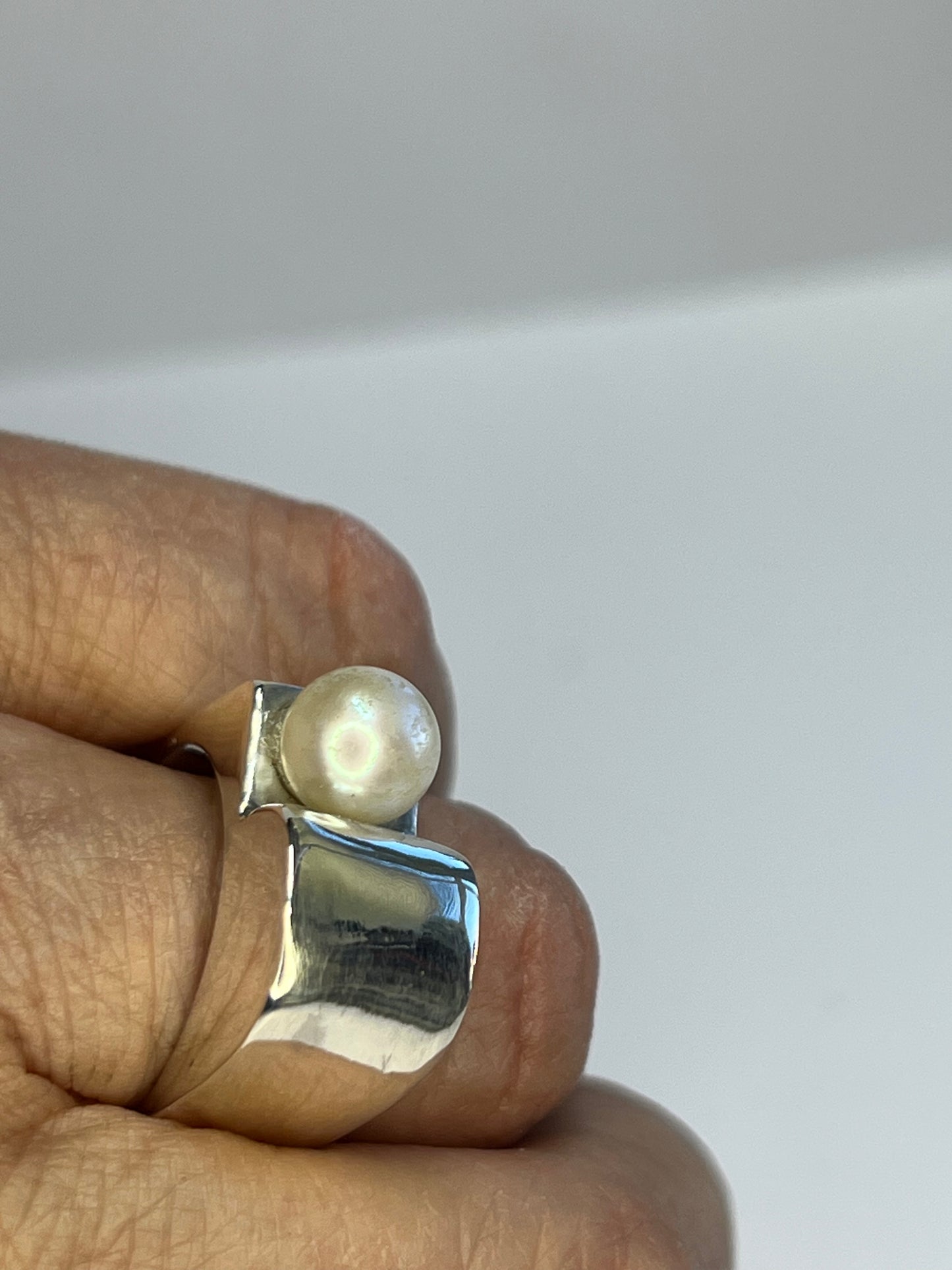 Sculptural Sterling Ring with Pearl size 6 1/2