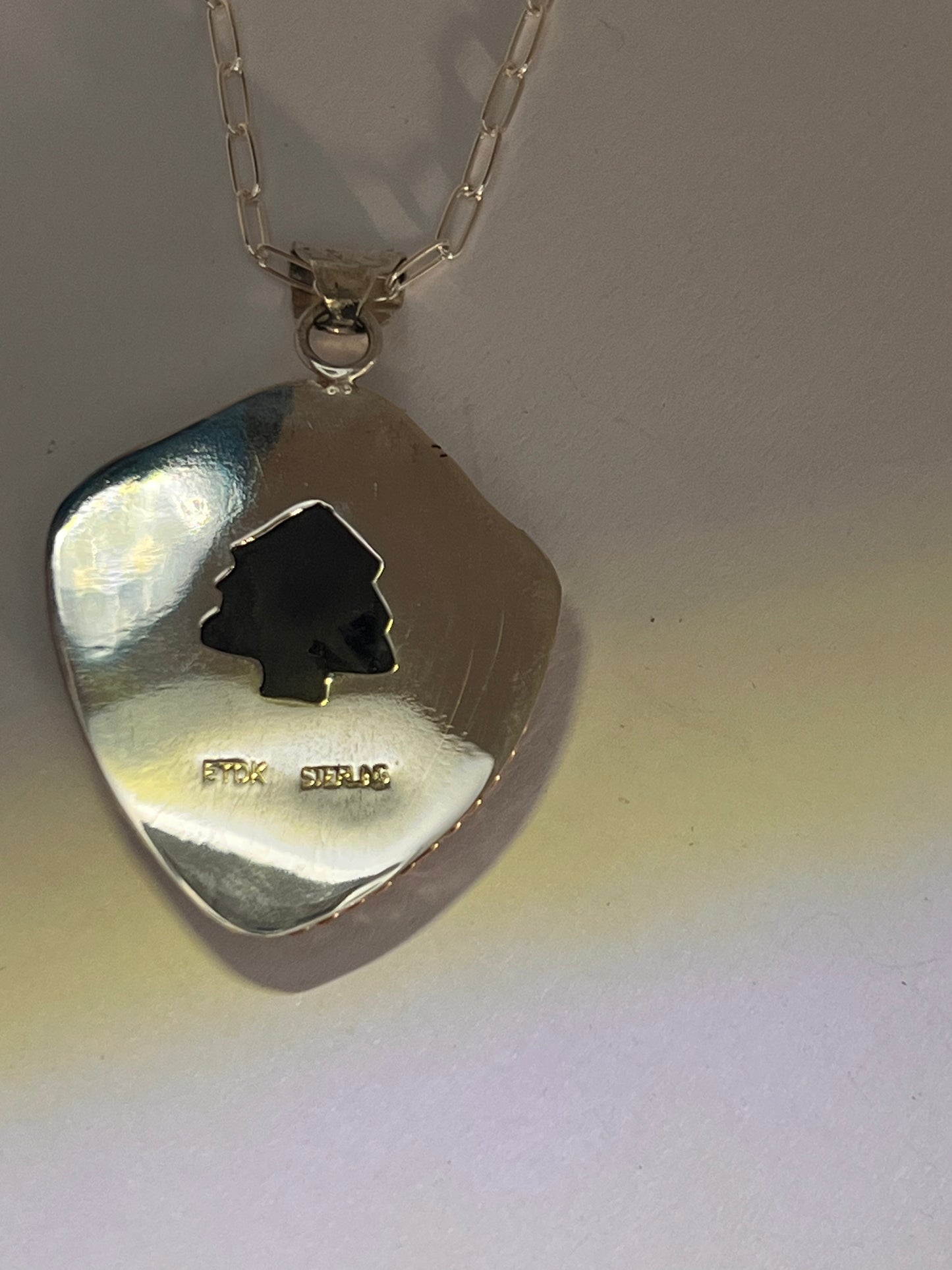 Distressed Agate pendant