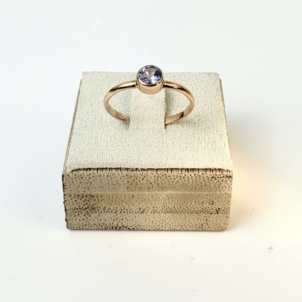 Tanzanite Ring in 14 Karat Gold size 7.75