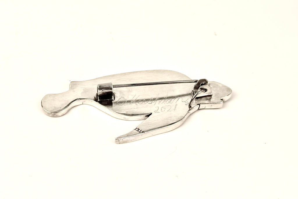 Sea Turtle Stone-Inlaid Brooch