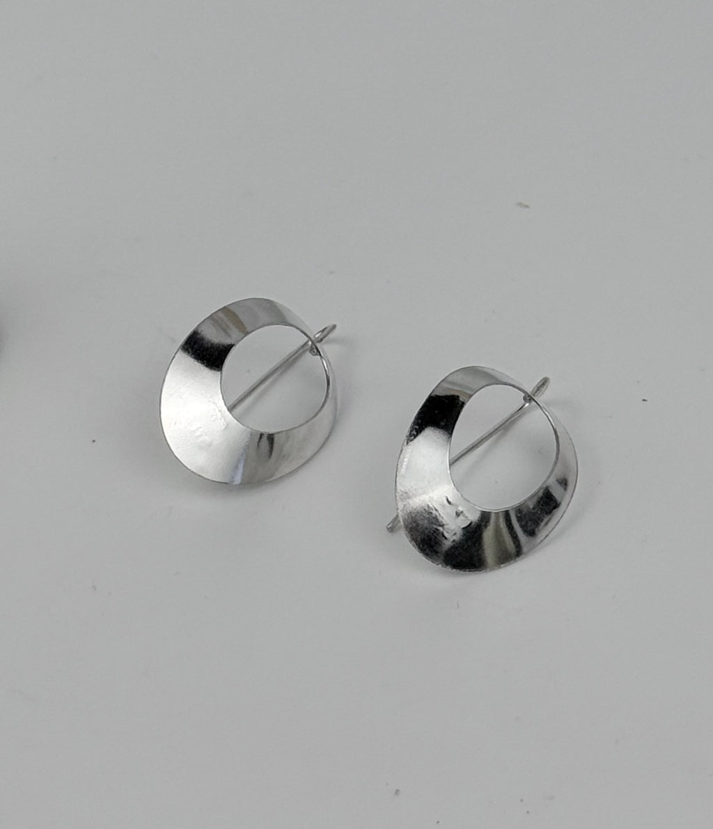 Oval contoured Sterling Silver Hoop Earrings