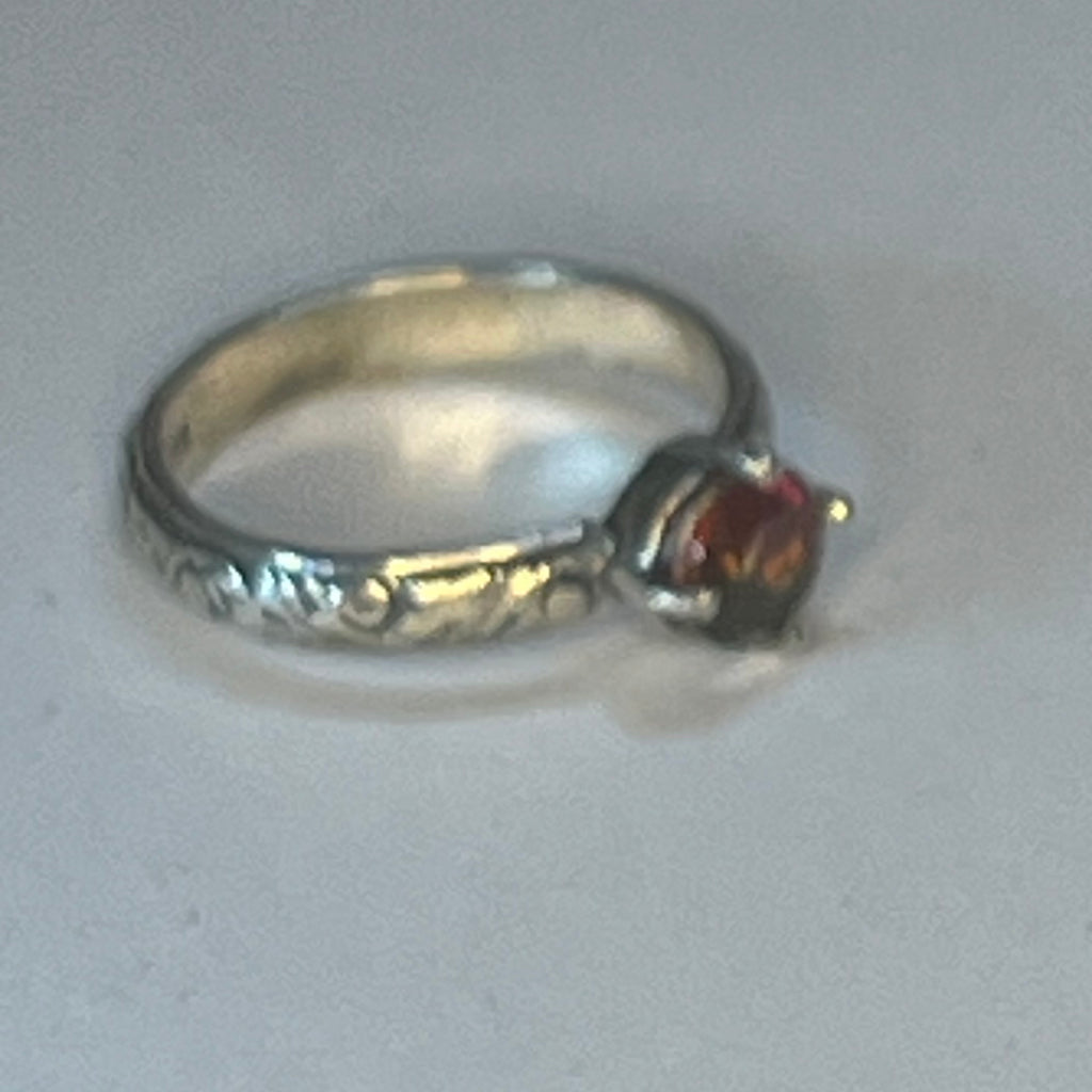 Watermelon Quartz Embossed Band Sterling Ring size 7