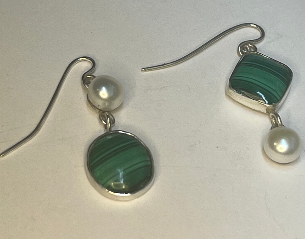 Pearl and Malachite asymmetrical earrings