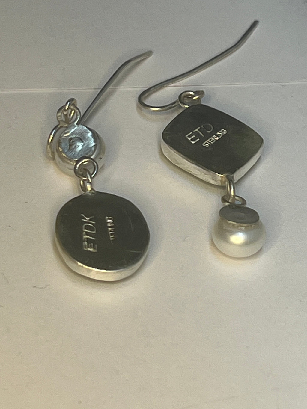 Pearl and Malachite asymmetrical earrings