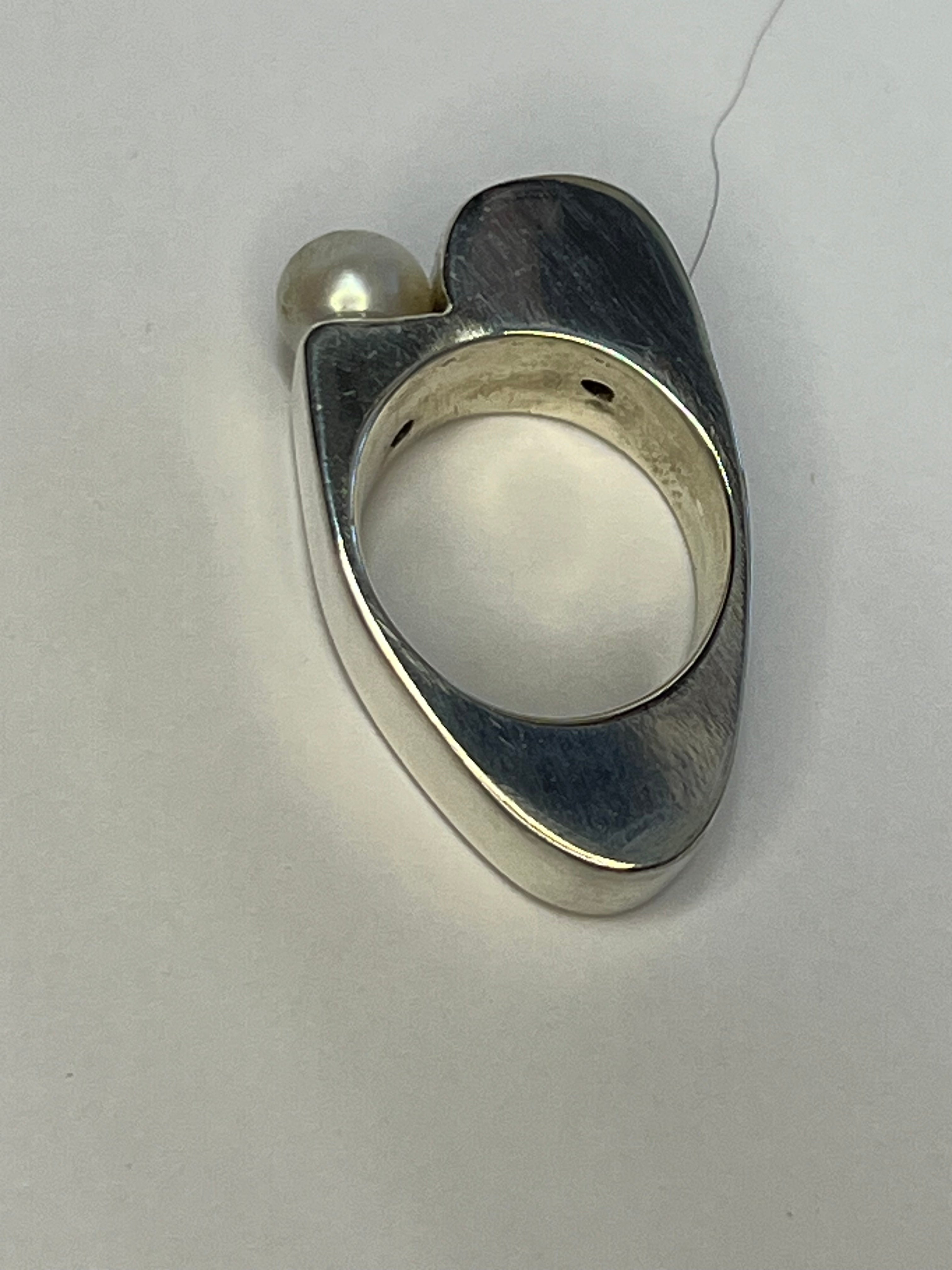 Sculptural Sterling Ring with Pearl size 6 1/2